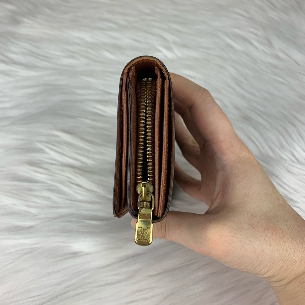 🛑SOLD🛑LV monogram wallet - Picture 3 of 8